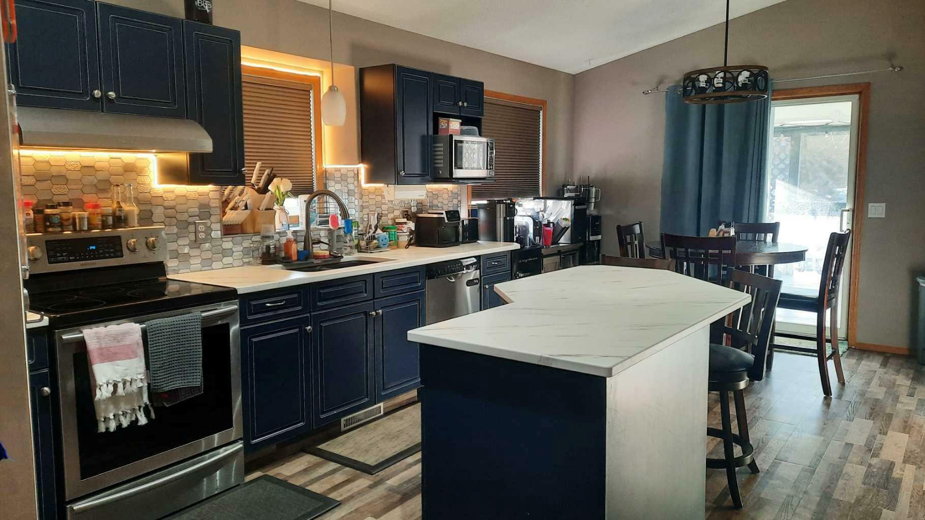 Property Photo: 48 Willow Point AB T0J 0Y5