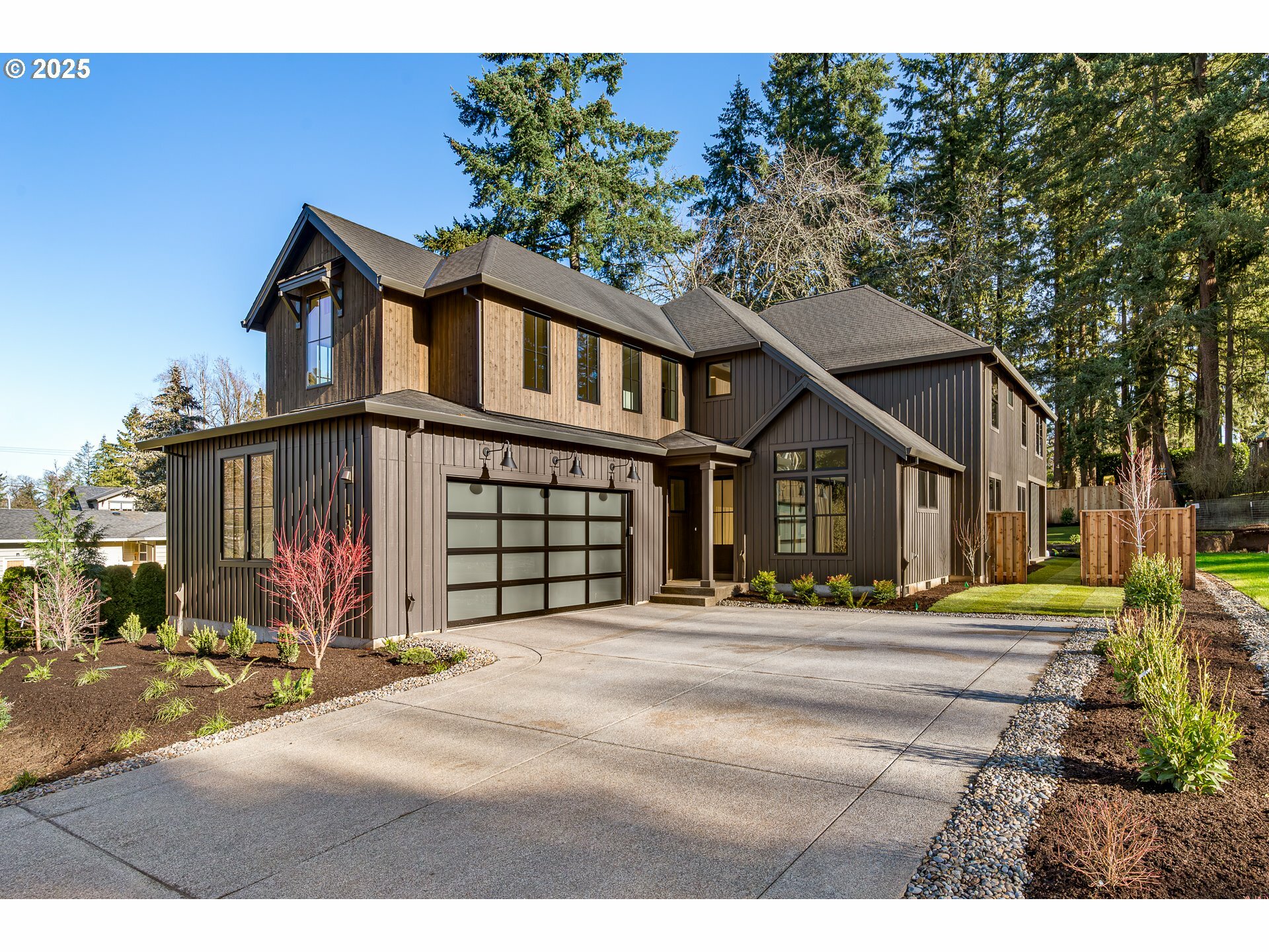 1855 Cloverleaf Rd  Lake Oswego OR 97034 photo