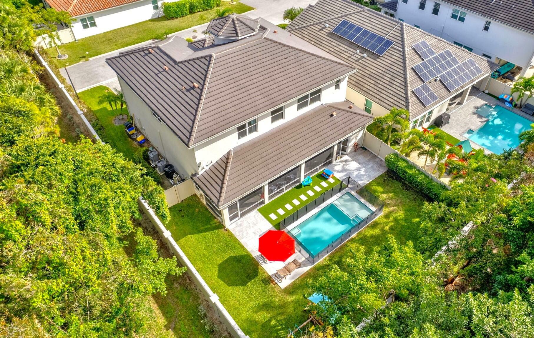 Property Photo: 4007 Cascade Falls Circle FL 33467