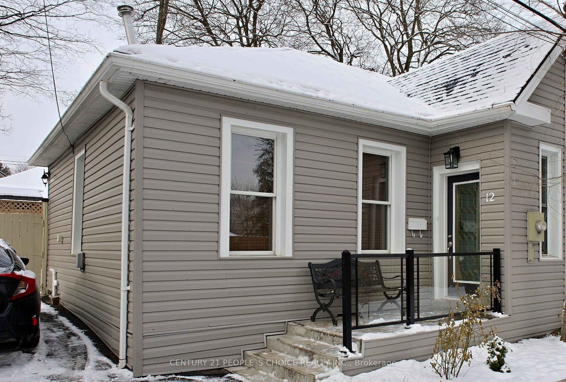 Photo de la propriété:  12 Barrie Lane  ON N1S 3A4 