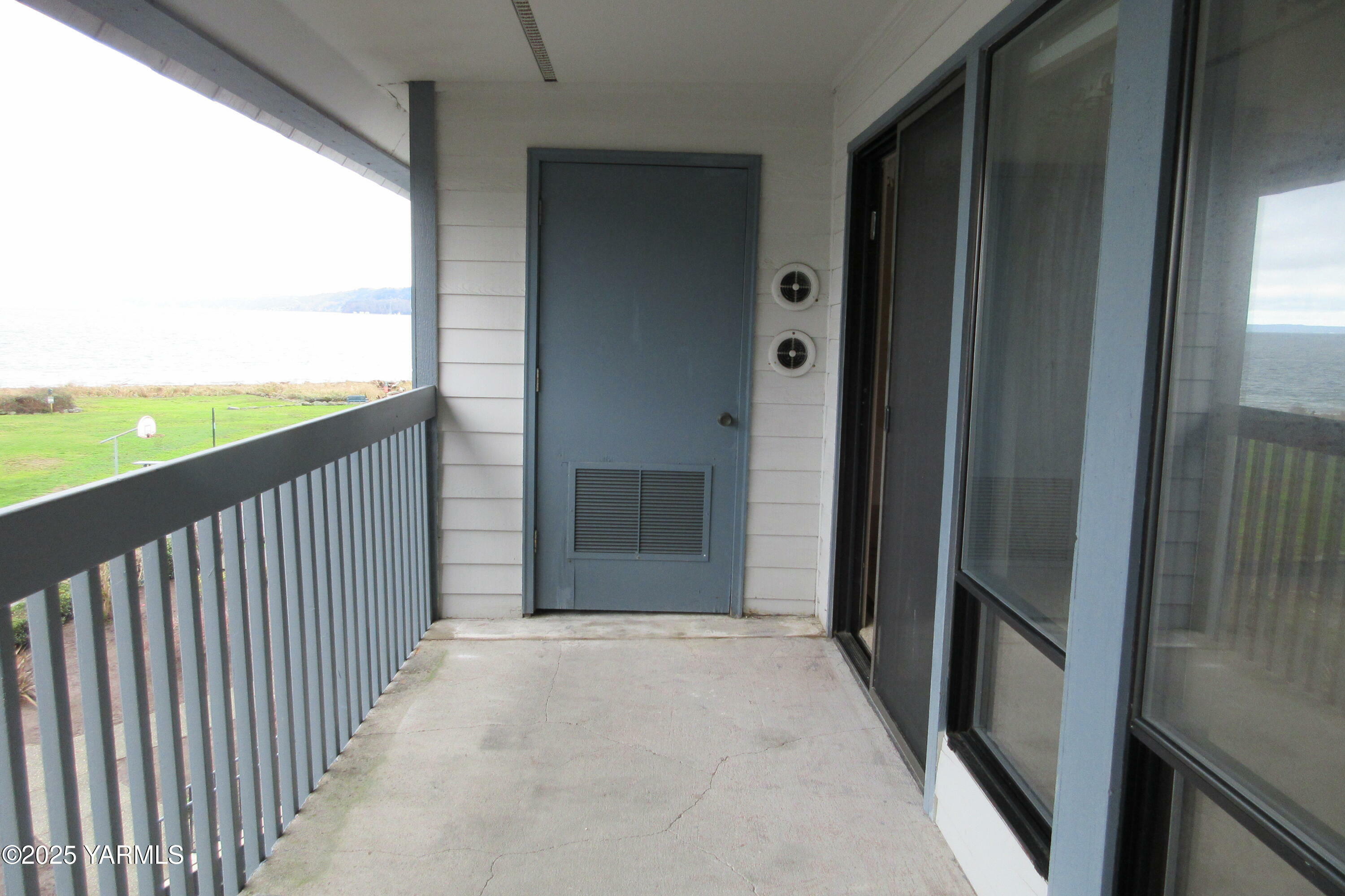 Property Photo:  22995 Marine View Drive S D#304  WA 98198 