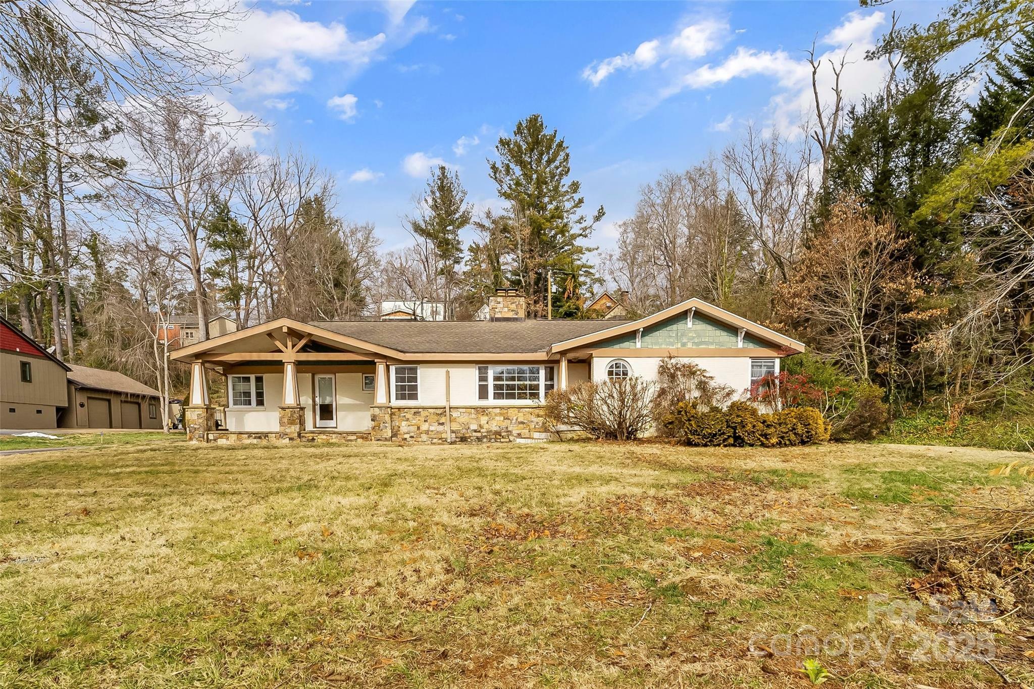 Property Photo:  80 Fairway Road  NC 28804 