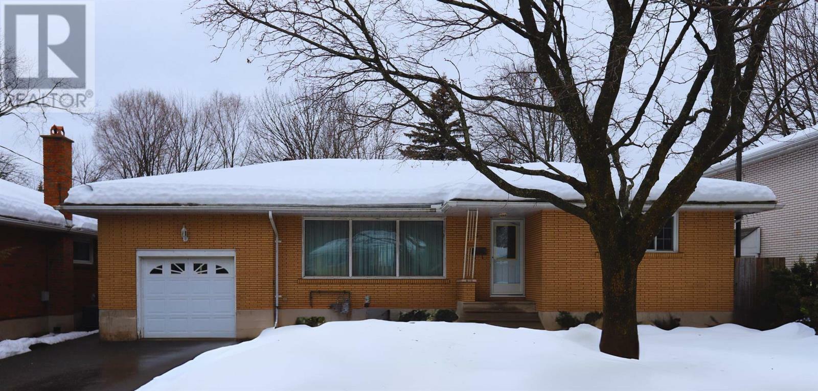 Property Photo:  53 Nicolas Ave  ON P6A 4E3 