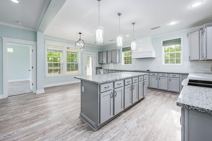 249 Rembrandt Circle  Defuniak Springs FL 32433 photo