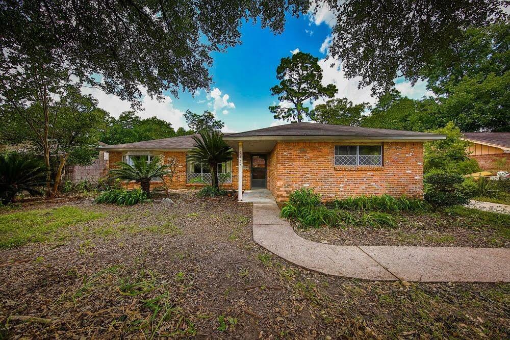 Property Photo:  1427 W 22nd Street  TX 77008 