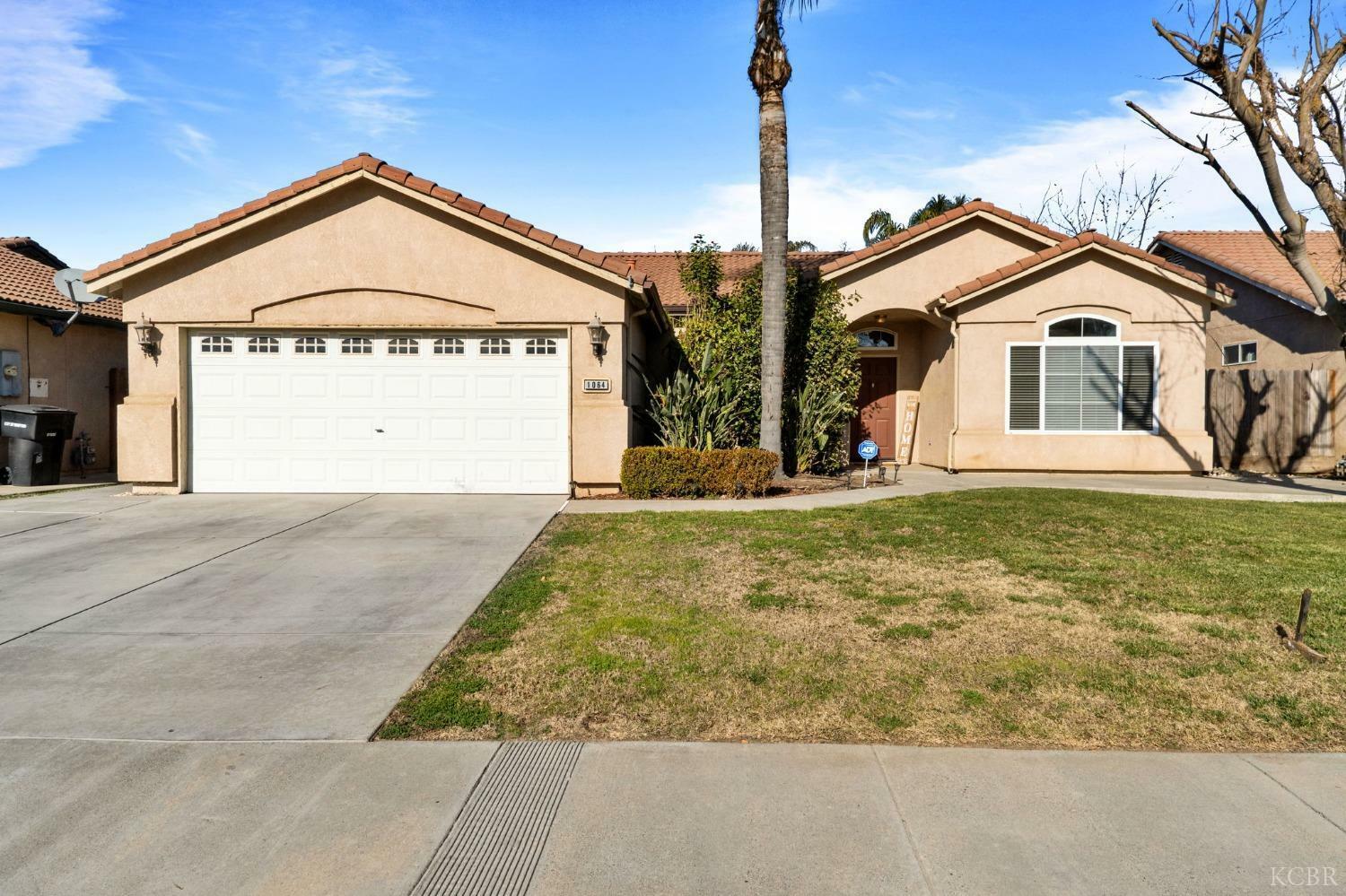 Property Photo:  1064 W Encore Drive  CA 93230 