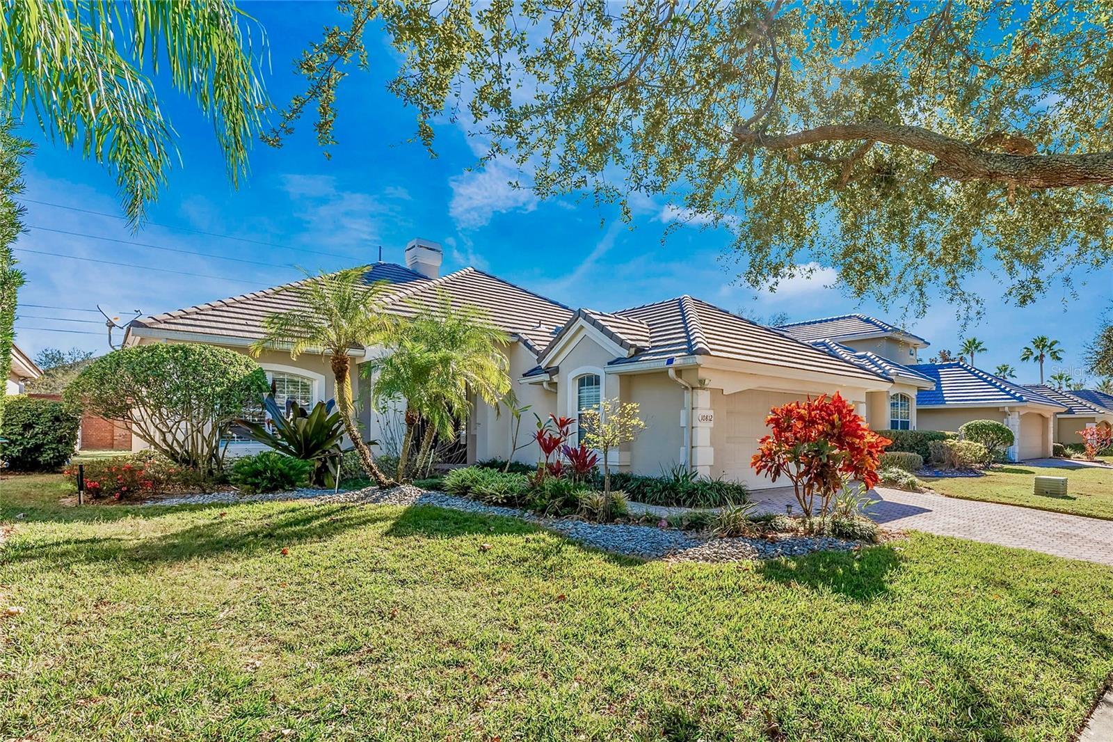 Property Photo: 10812 Woodchase Circle FL 32836