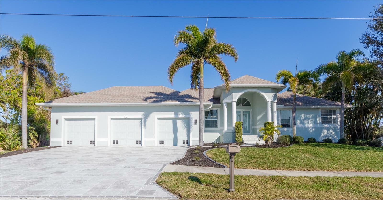 Property Photo: 193 Beeney Road SE FL 33952