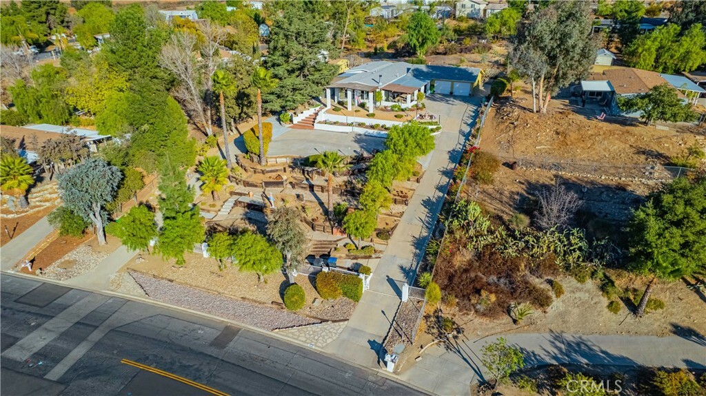 Property Photo:  33540 The Farm Rd  CA 92595 