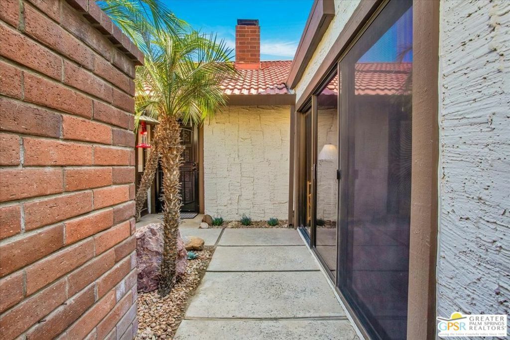 Property Photo:  2495 W Miramonte Circle C  CA 92264 