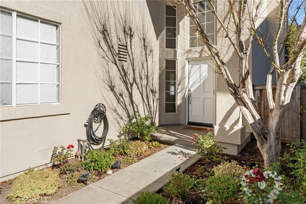 Property Photo:  7 Bob White Lane  CA 92656 