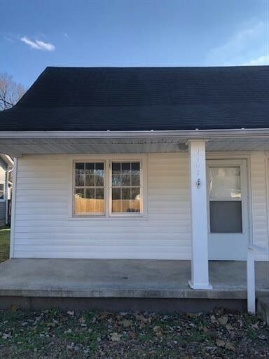 Property Photo:  114 E Lokey Ave B  TN 37130 