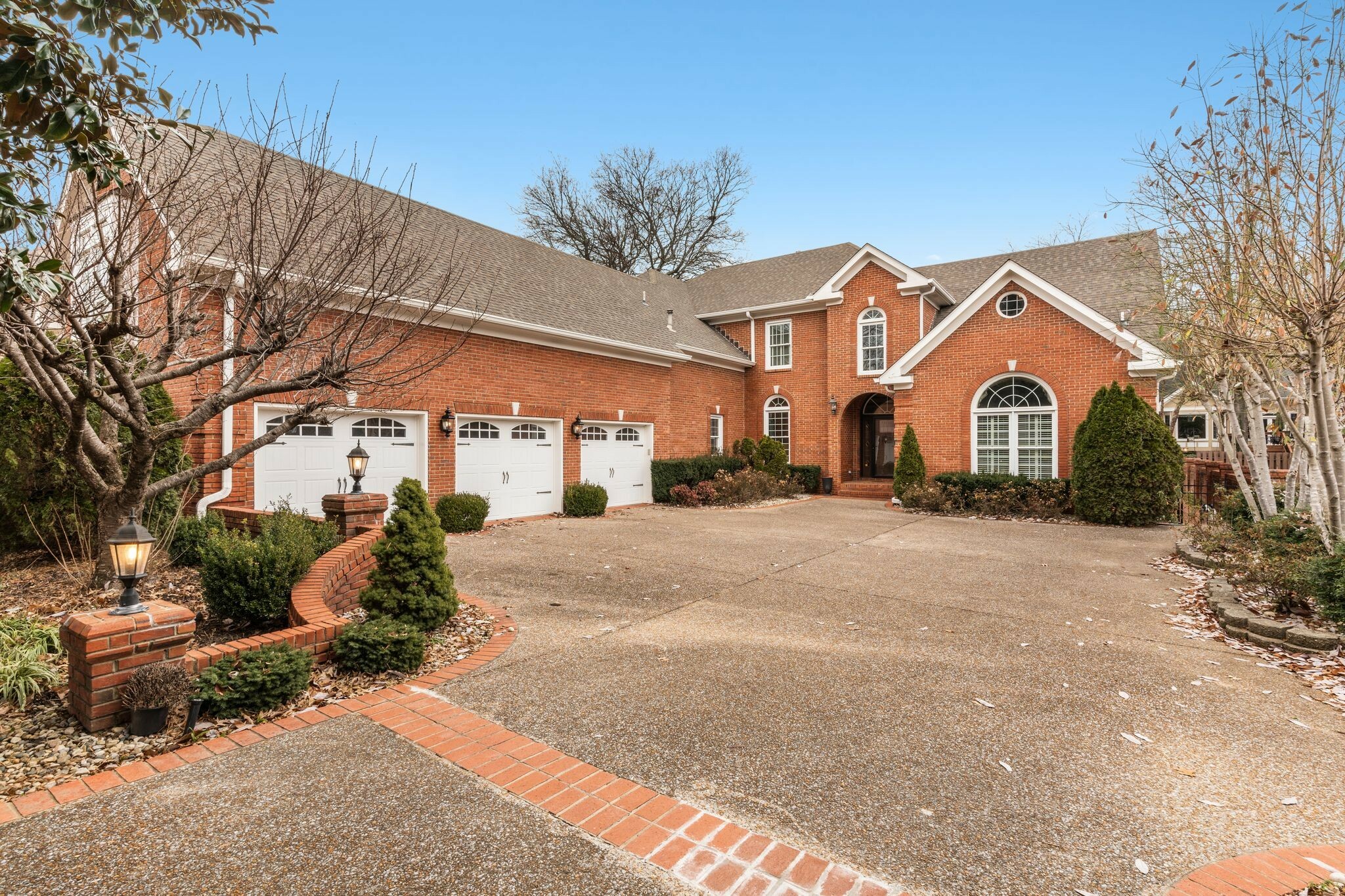 126 N Country Club Dr  Hendersonville TN 37075 photo