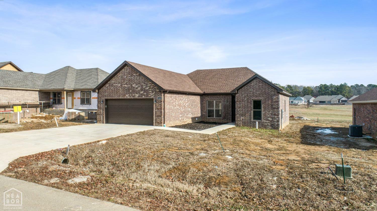 Property Photo:  1810 N Oak  AR 72416 