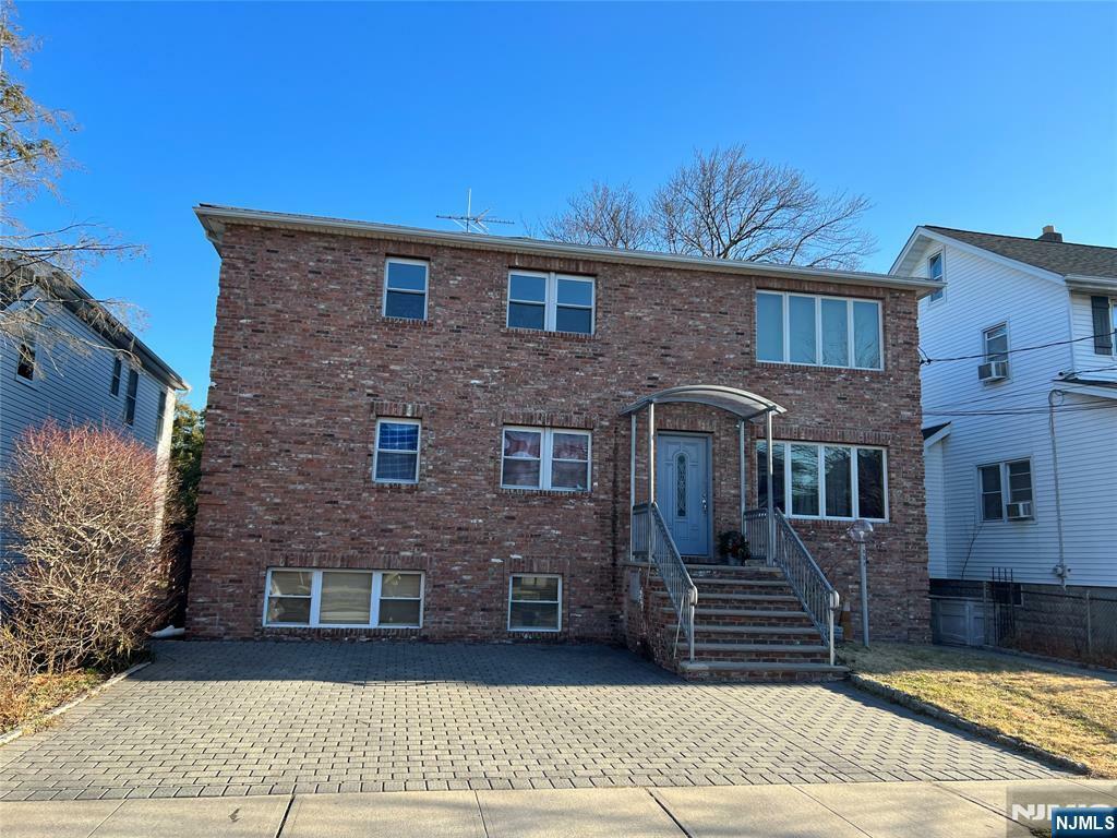 Property Photo:  441 Fern Avenue 2  NJ 07071 