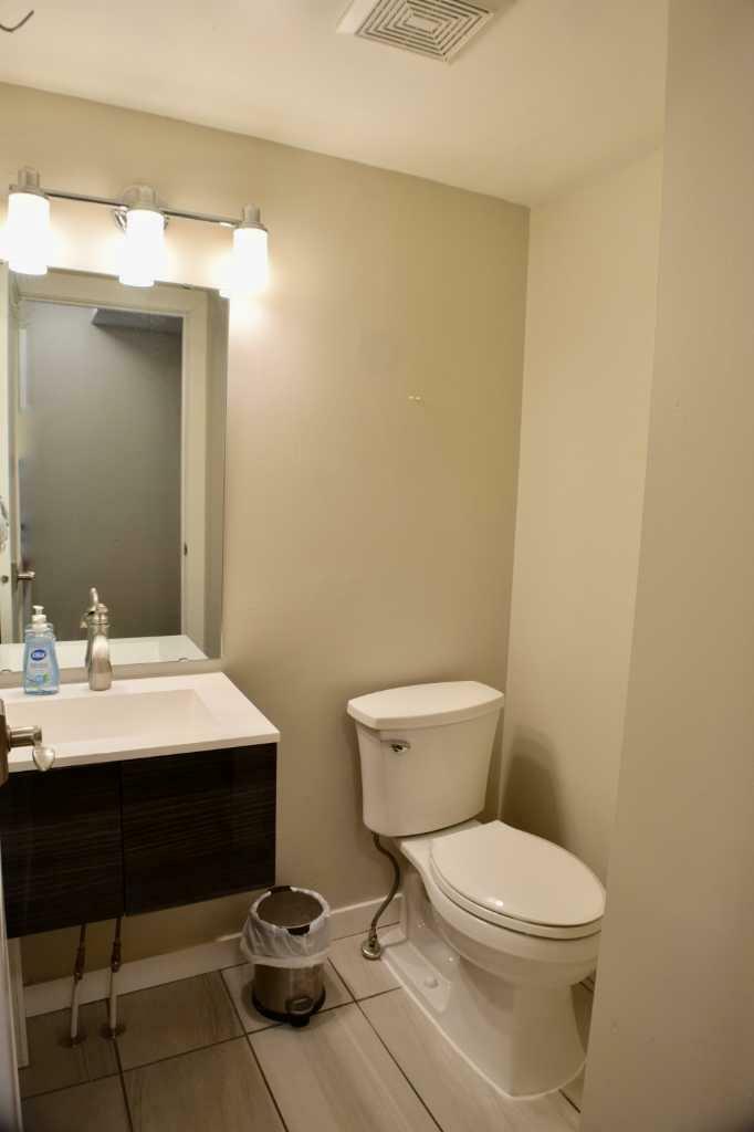 Property Photo:  5806 61 Street 12  AB T4N 6H4 