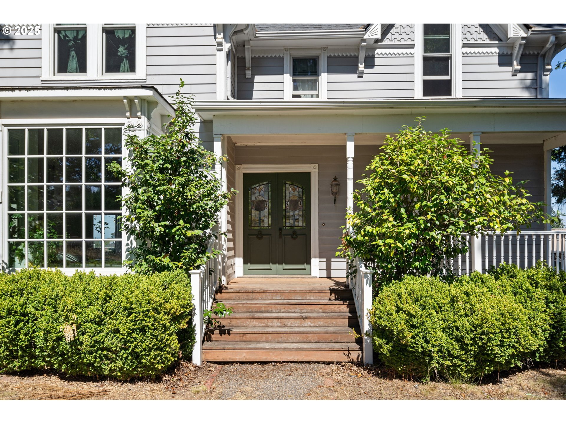 Property Photo: 1417 Orchard Heights Rd NW OR 97304