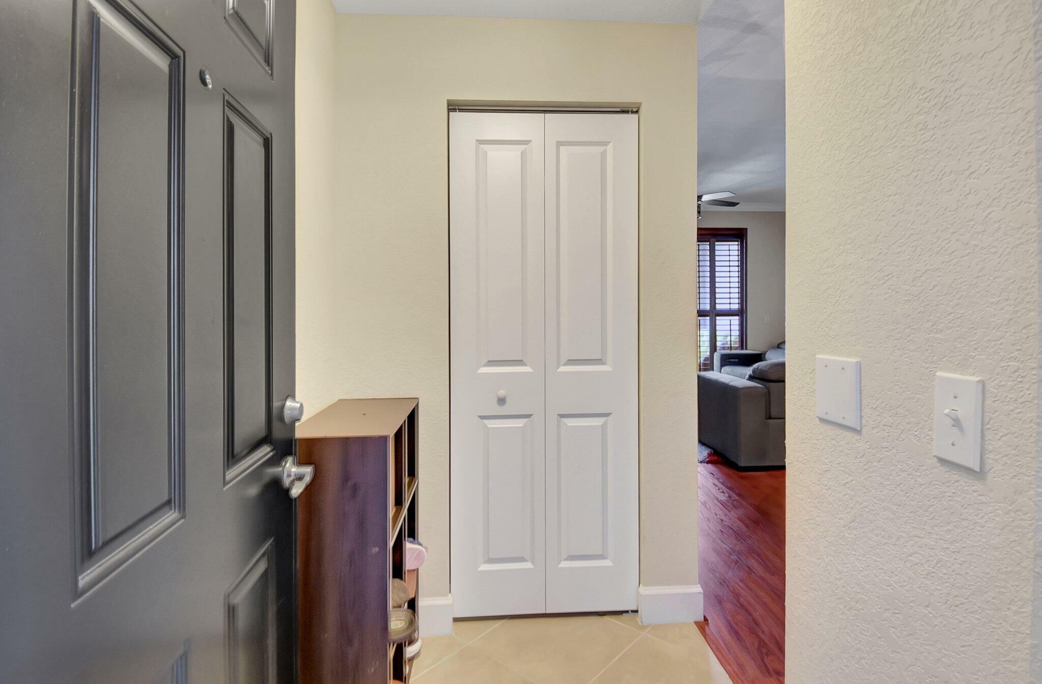 Property Photo:  1660 Renaissance Commons Boulevard 2521  FL 33426 