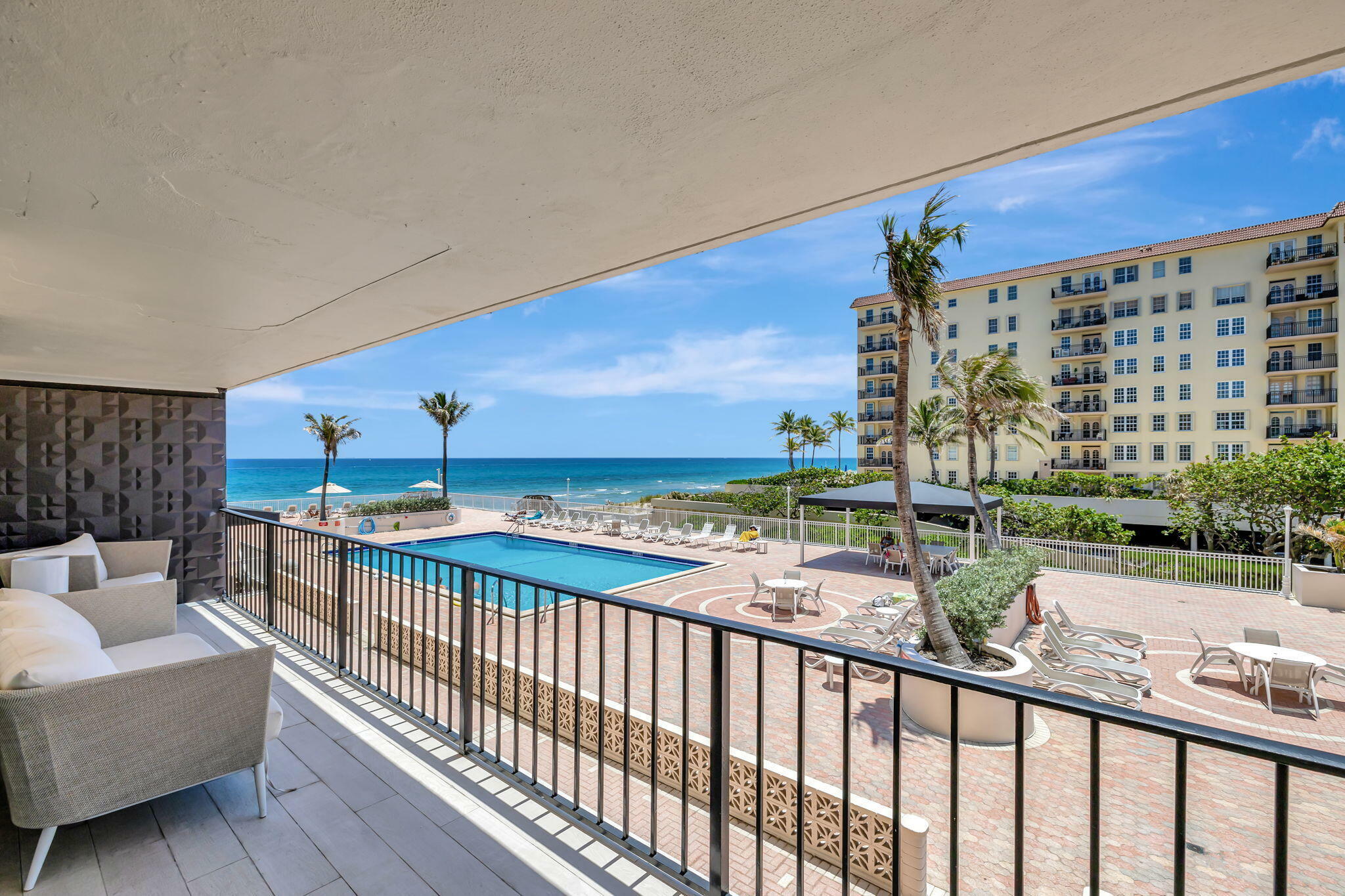 Property Photo:  3456 S Ocean Boulevard 2060  FL 33480 