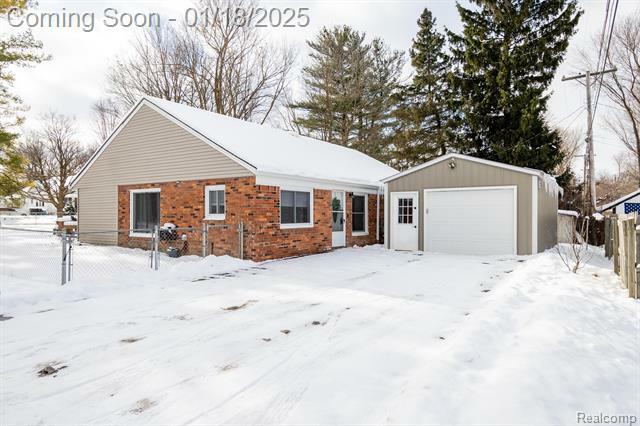 Property Photo:  412 2nd Street  MI 48371 