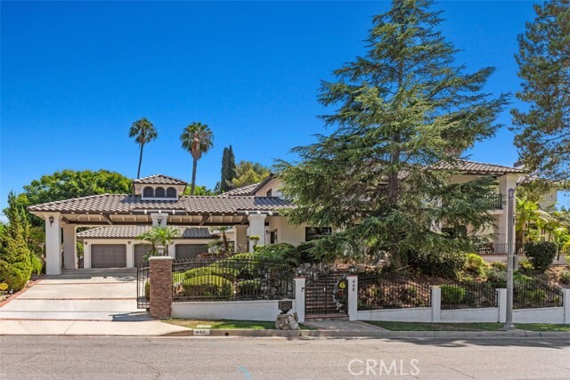 Property Photo: 448 Moderno Place CA 92835