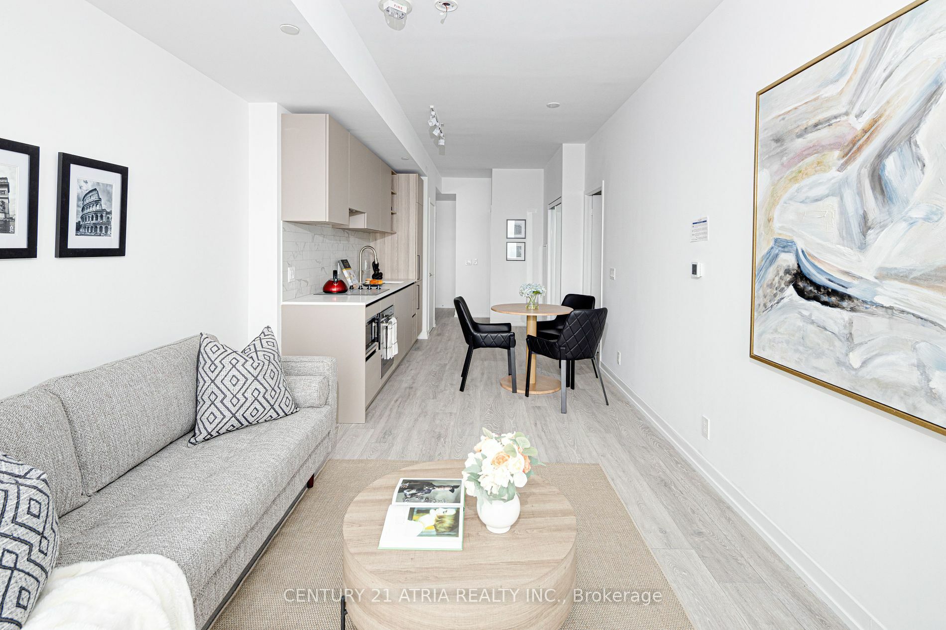 Property Photo:  55 Mercer St 3911  ON M5V 0W4 