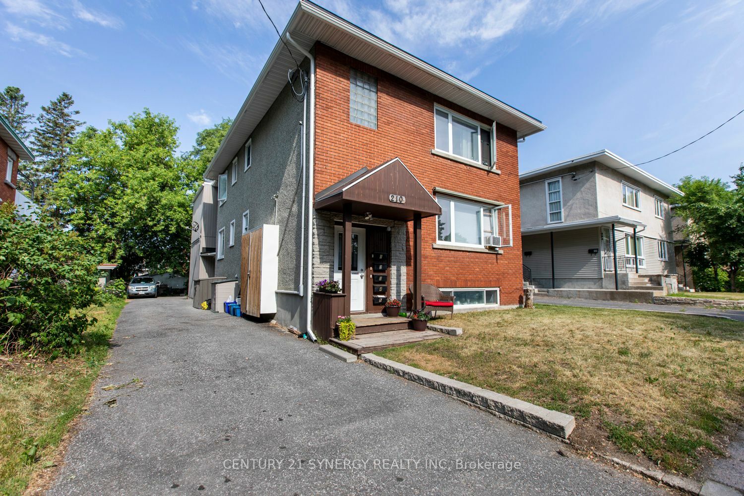 Property Photo:  210 Cantin St 1  ON K1L 6T1 