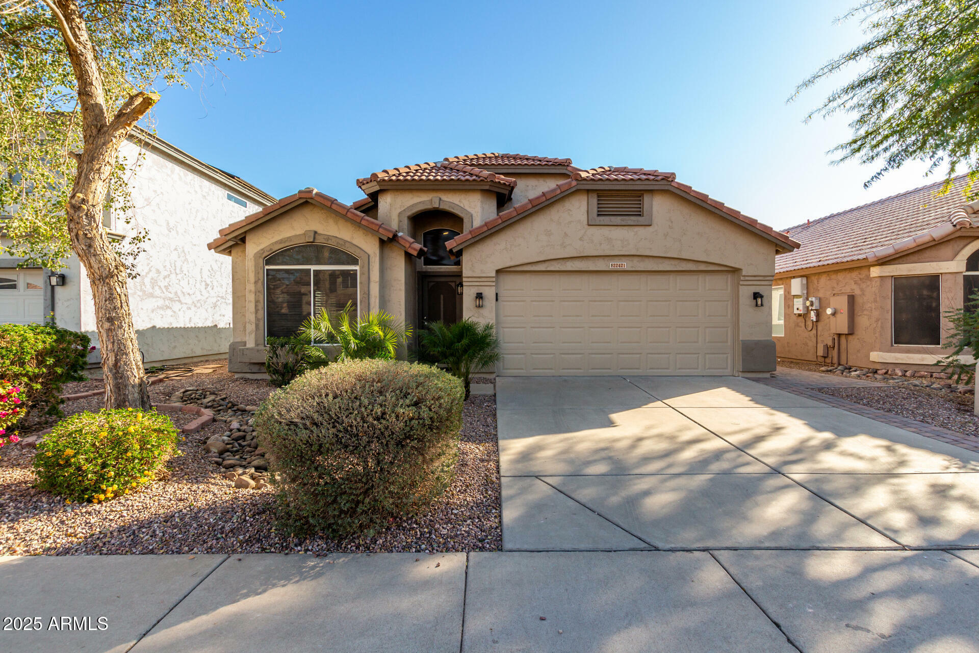 Property Photo:  22421 N 19th Way  AZ 85024 