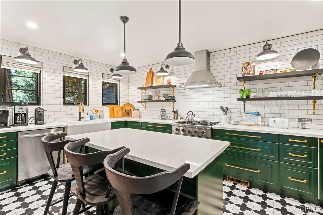 Property Photo:  252 Crest Circle  CA 92352 