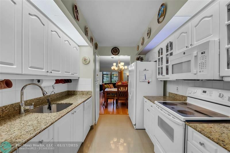 Property Photo:  12750 SW 15th St 104D  FL 33027 