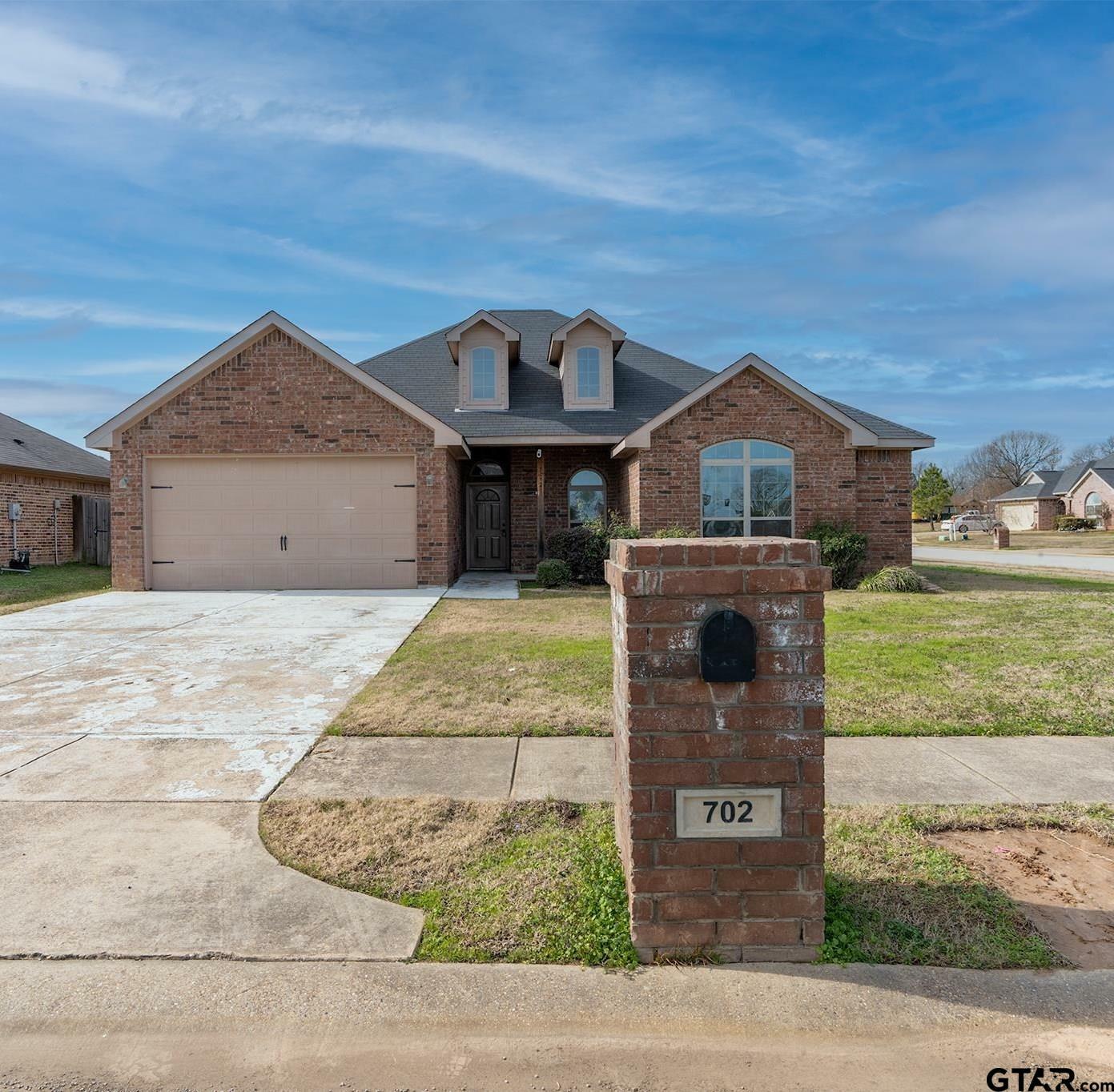 Property Photo: 702 Griffin Dr. TX 75758