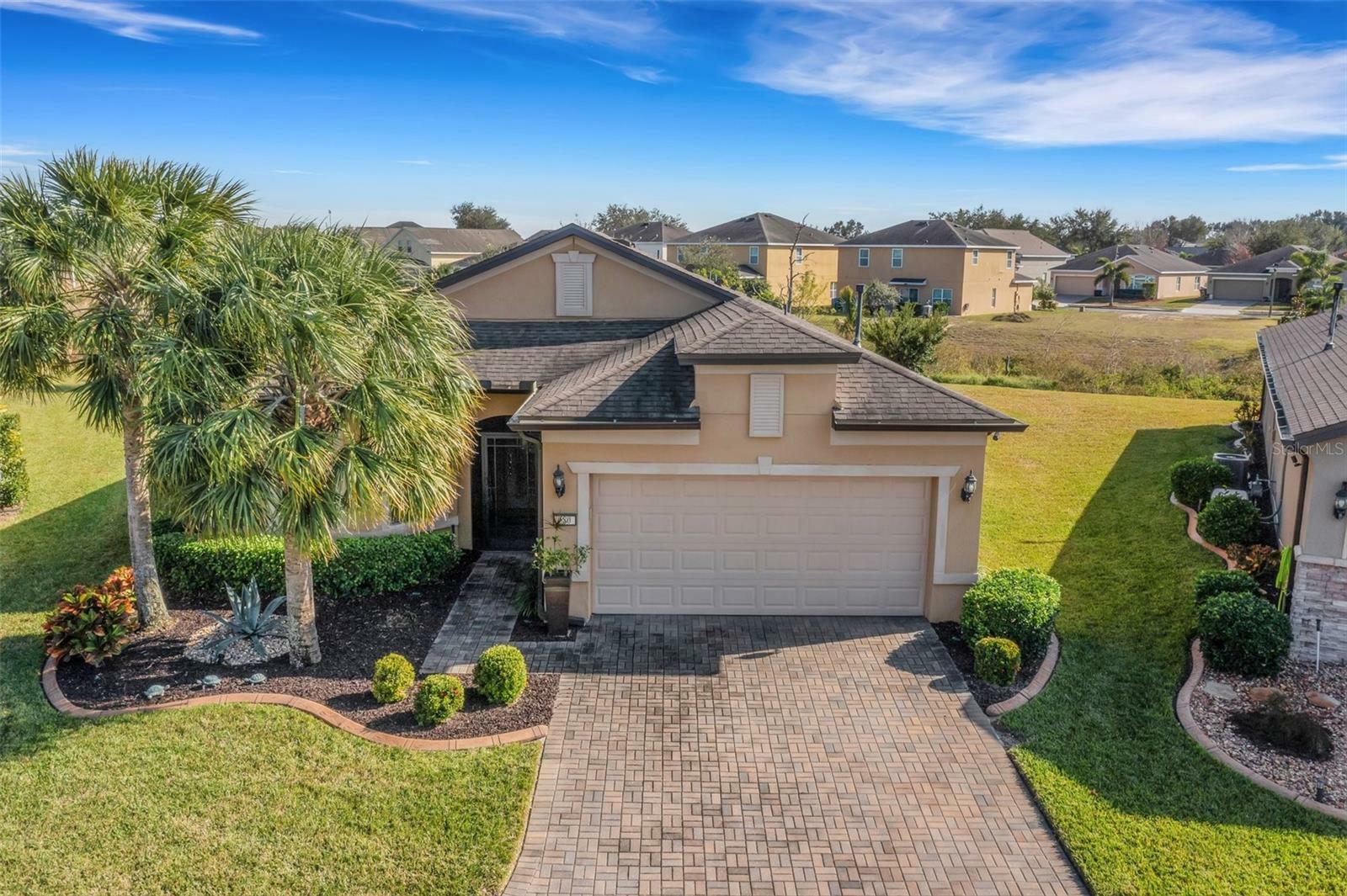 Property Photo:  580 Cantabria Drive  FL 33837 