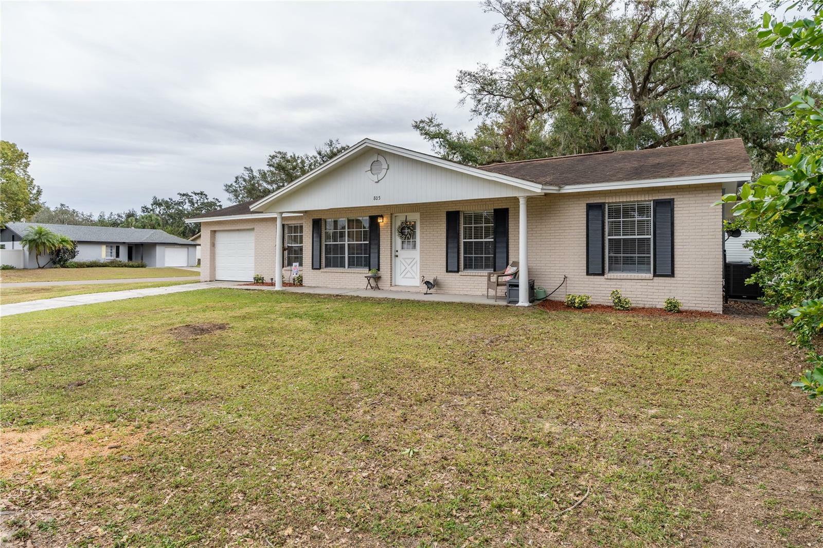 Property Photo:  805 Willow Lane  FL 33830 