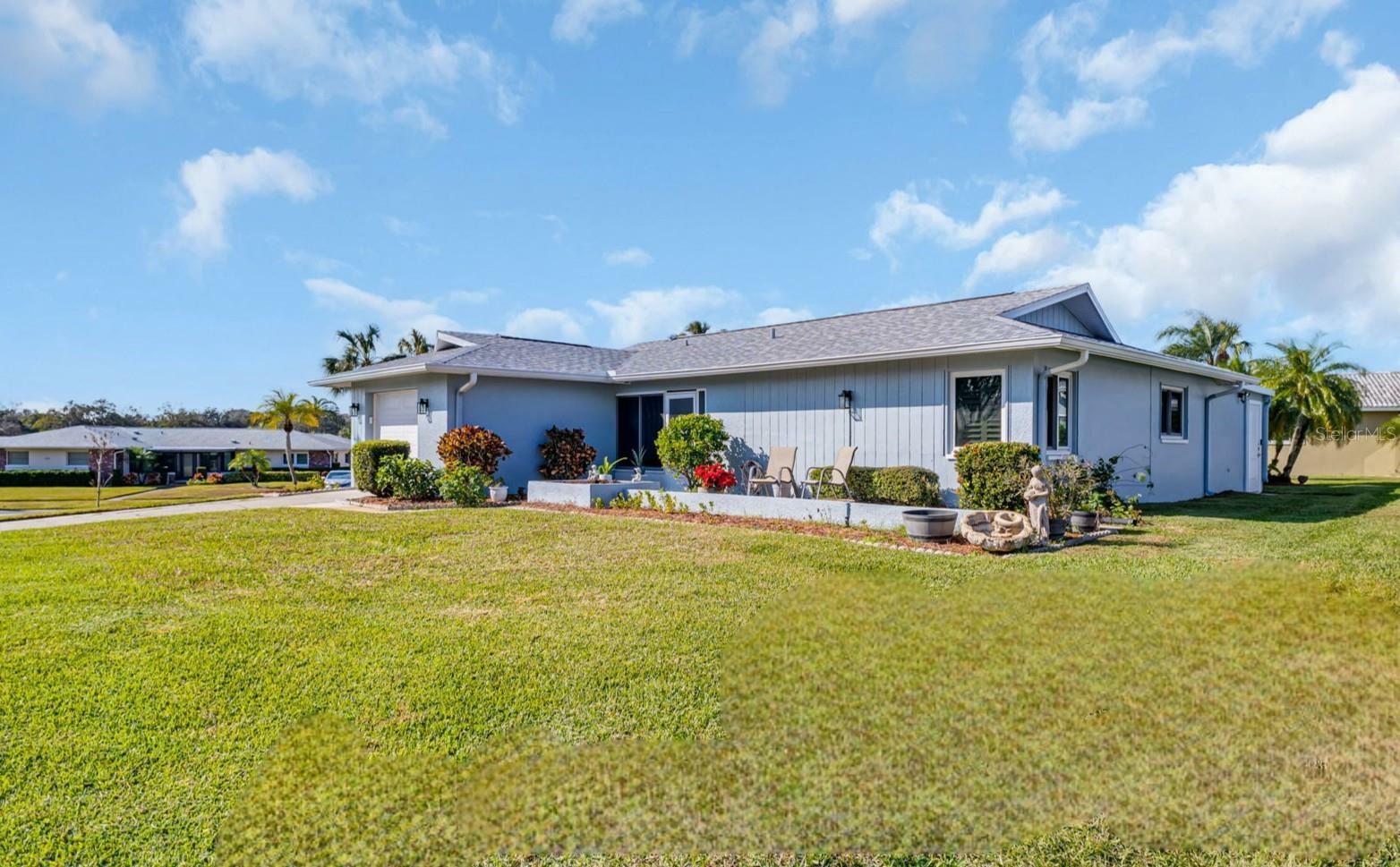 Property Photo: 1613 Heather Place FL 34684