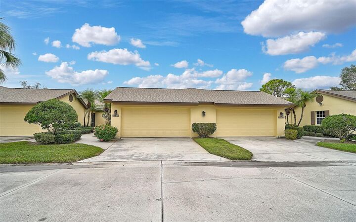 Property Photo:  7146 Lakeside Drive  FL 34243 