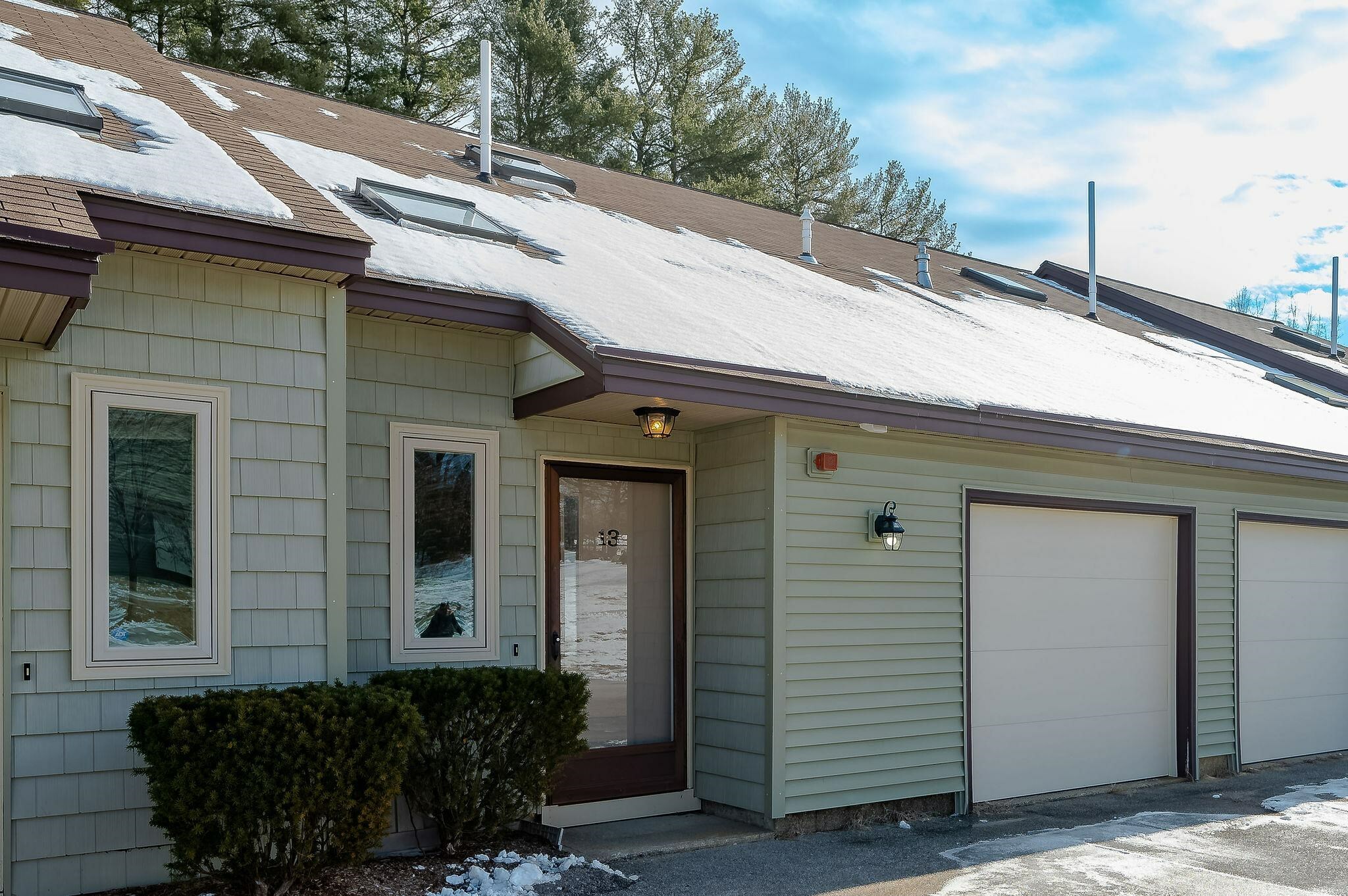 Property Photo:  13 Tideview Drive  NH 03820 