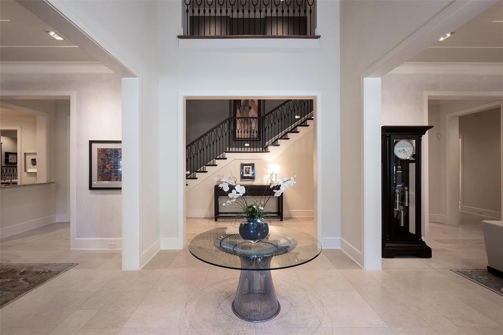 Property Photo: 33 Glen Abbey Drive TX 75248