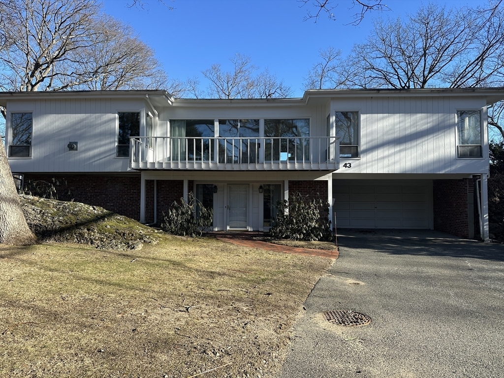 Property Photo:  43 Fairgreen Pl Sf  MA 02467 