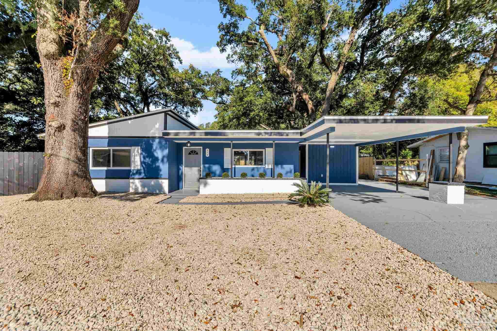 Property Photo: 270 Airport Blvd FL 32503