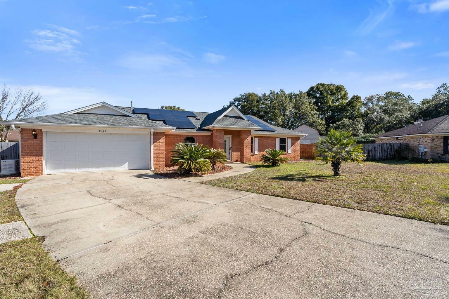 Property Photo:  2500 Tarkiln Oak Dr  FL 32506 