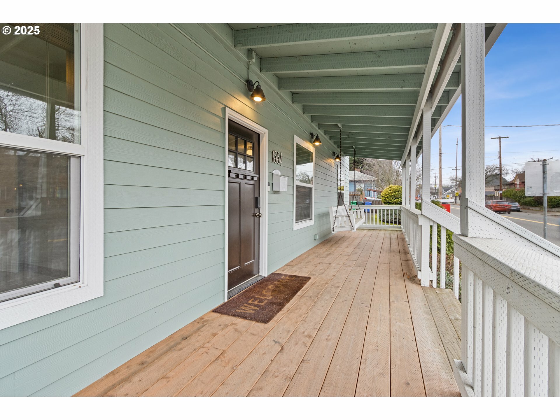 Property Photo: 1554 SE Tacoma St OR 97202