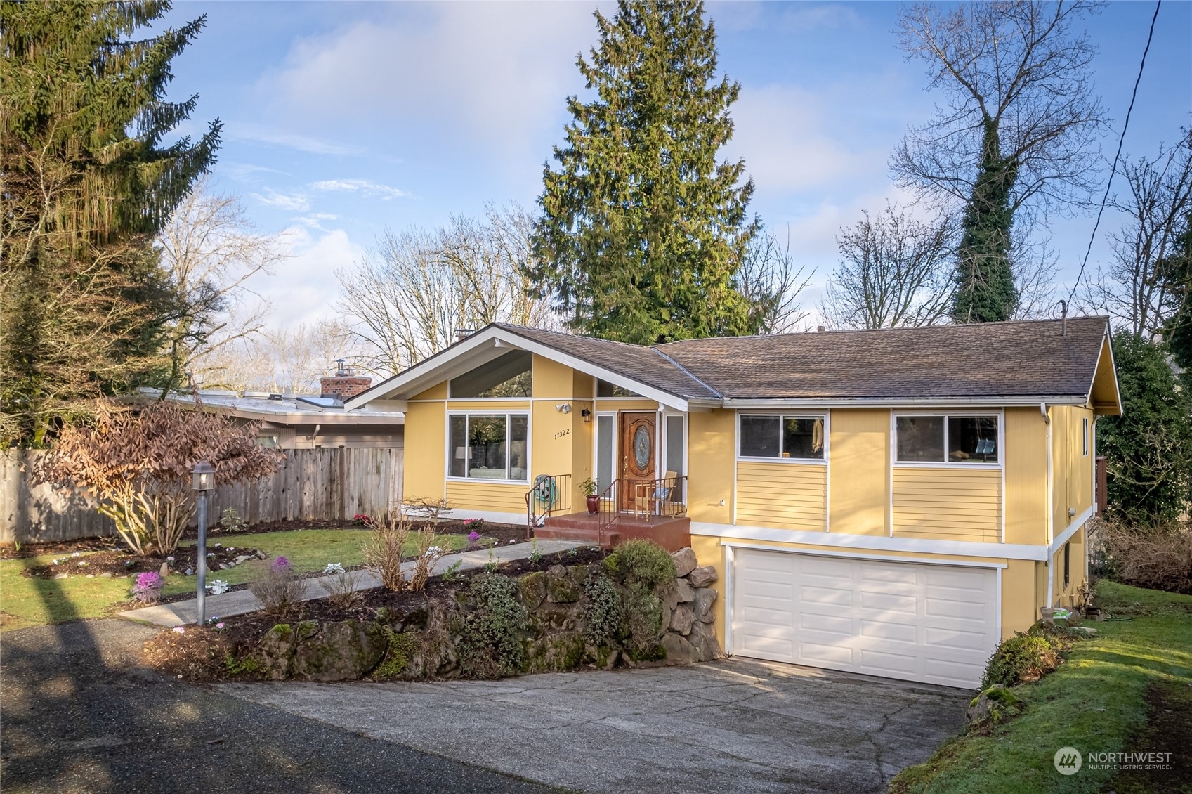 Property Photo:  17322  95th Avenue NE  WA 98011 