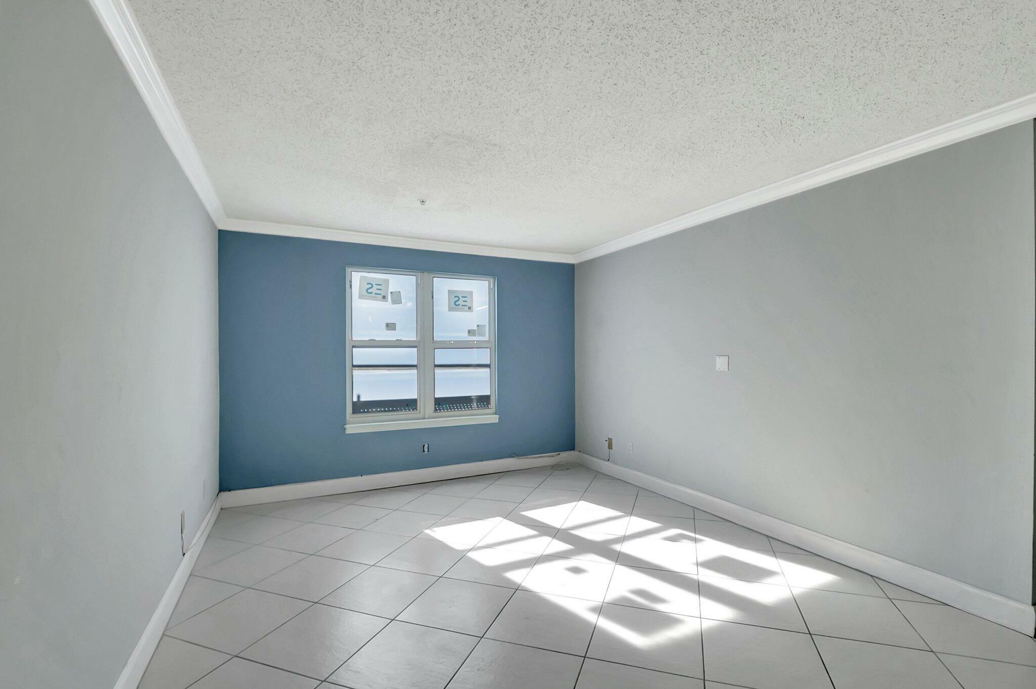 Property Photo:  2301 N Congress Avenue 23  FL 33426 