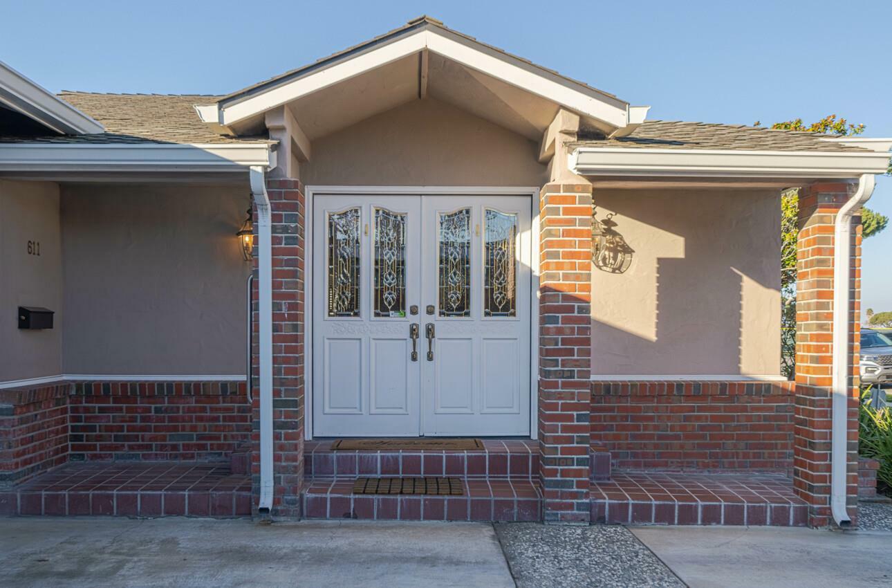 Property Photo:  611 West Alisal Street  CA 93901 