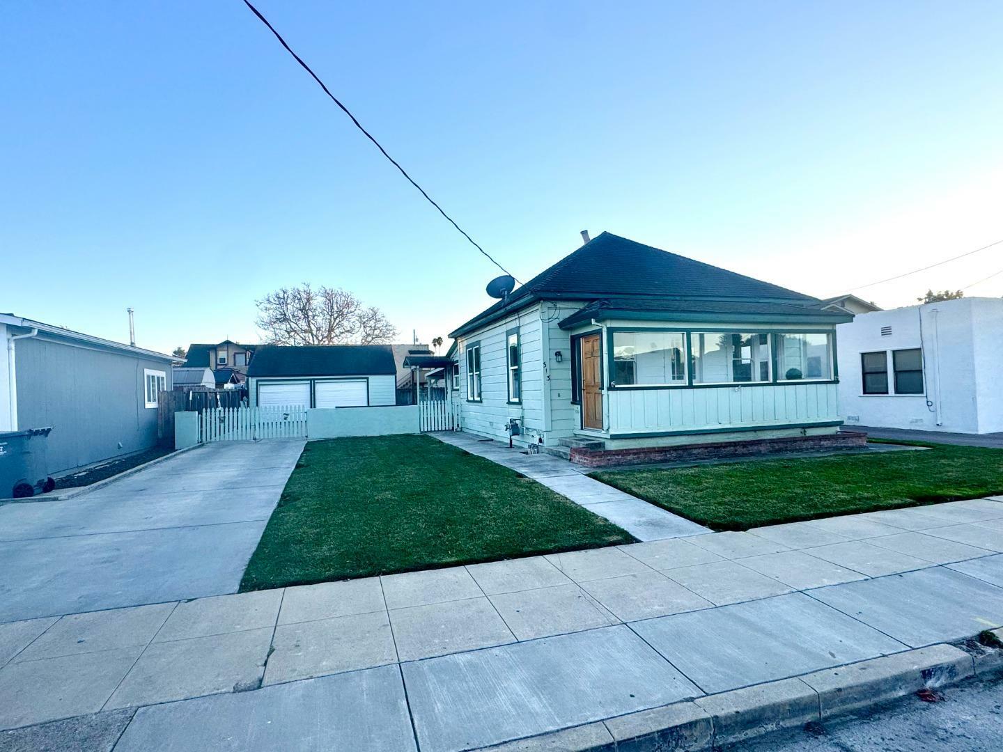 Property Photo:  313 Park Street  CA 93901 