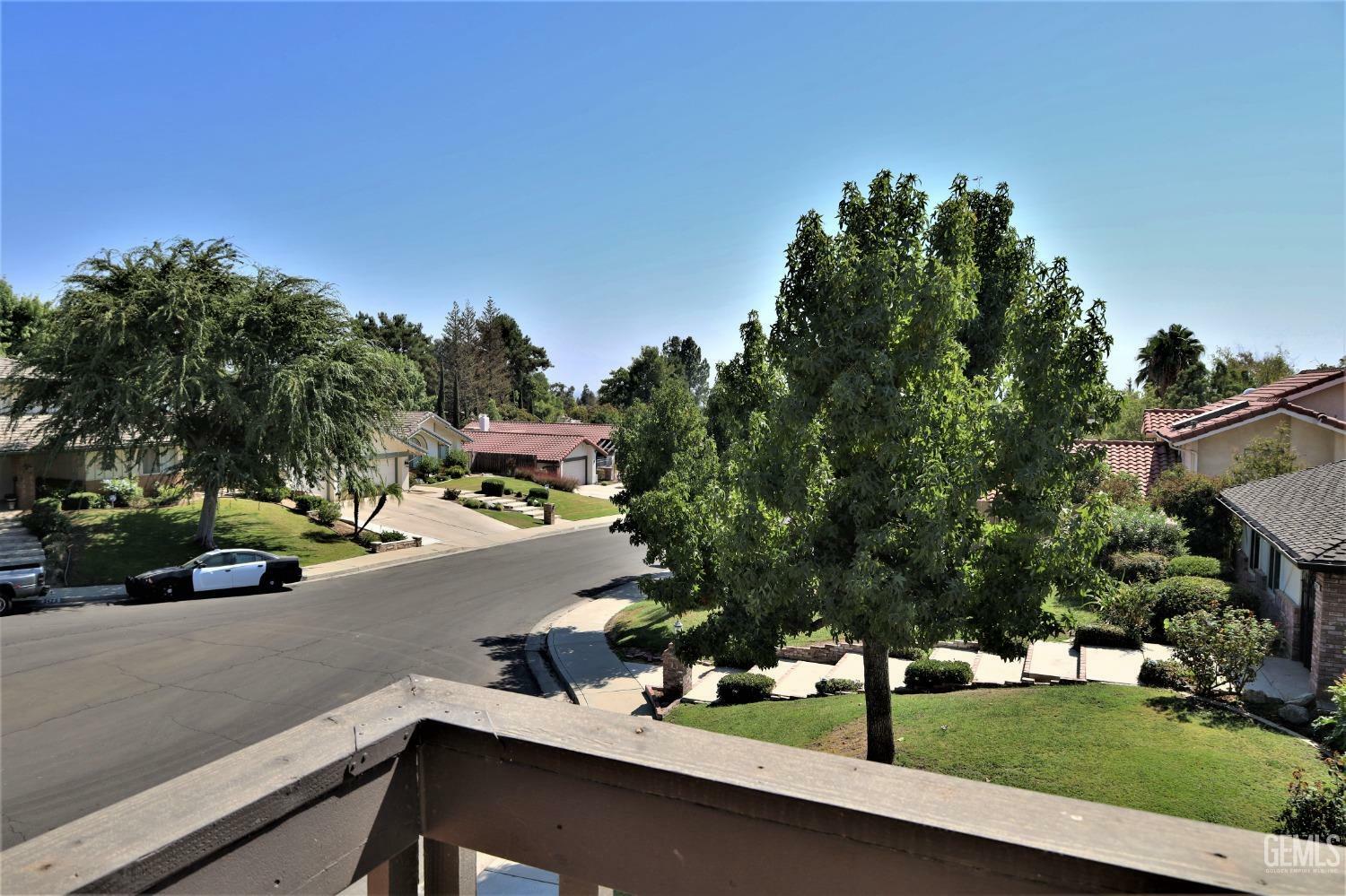 Property Photo:  3428 Eastview Court  CA 93306 