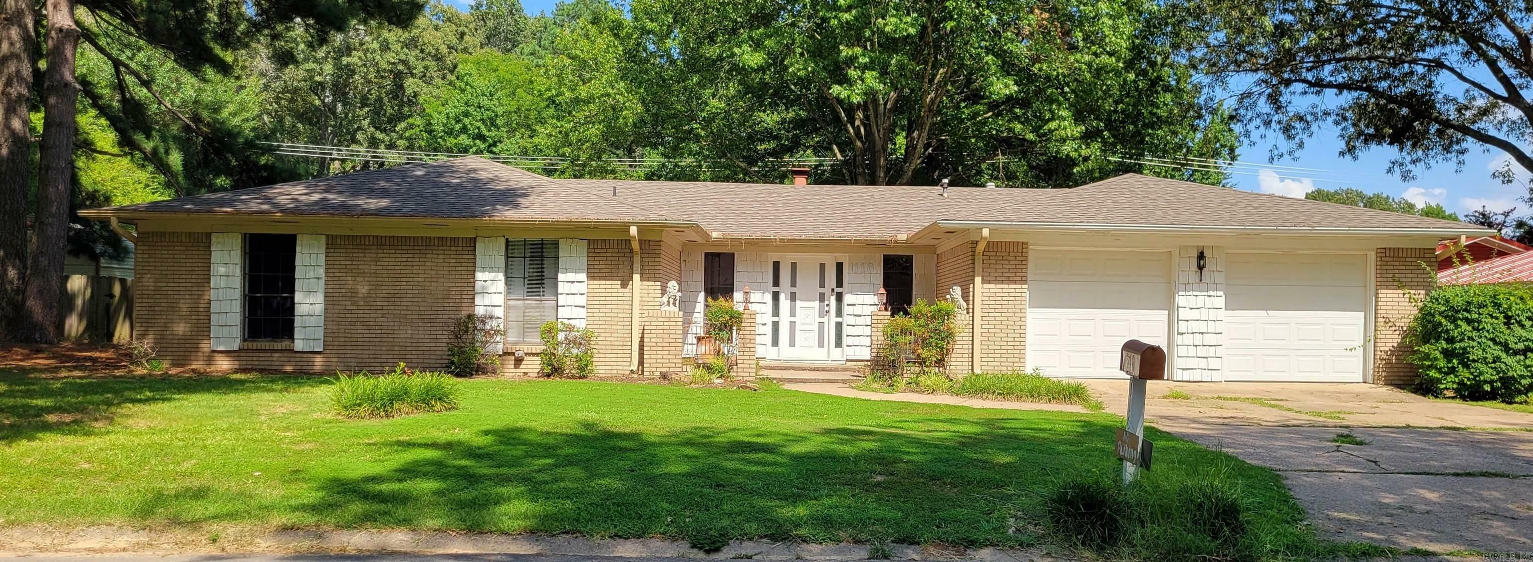 Property Photo:  116 Shamrock Drive  AR 72034 