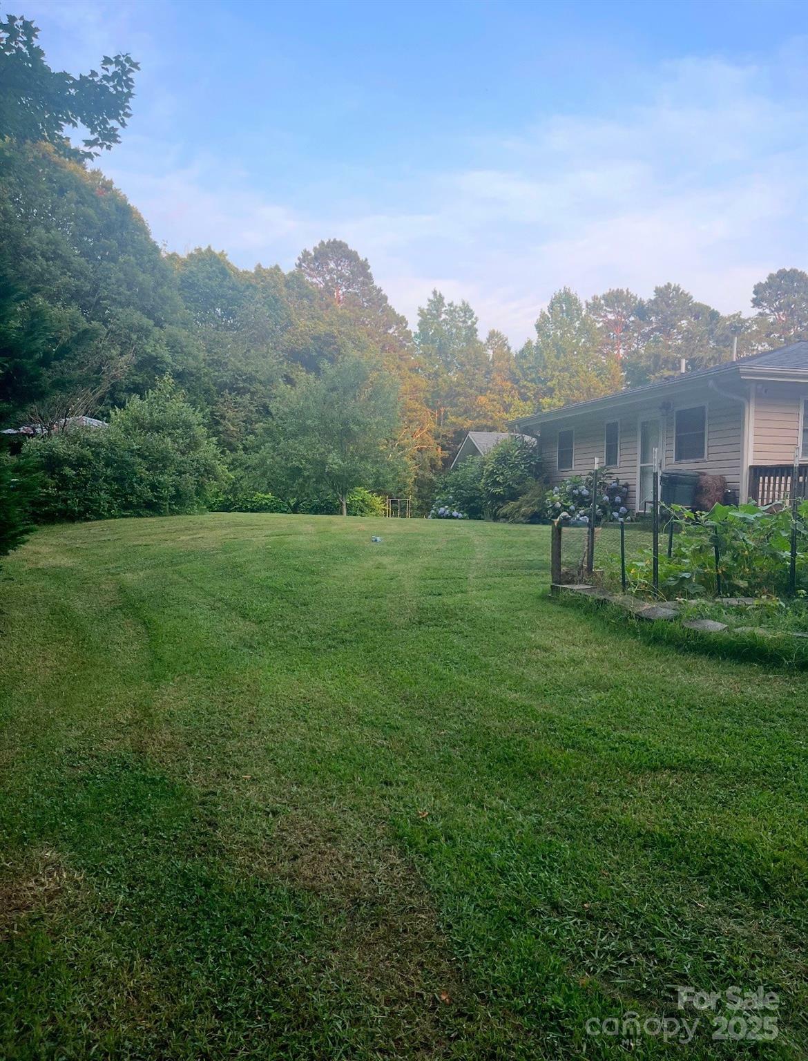 Property Photo:  16415 Capps Road  NC 28278 