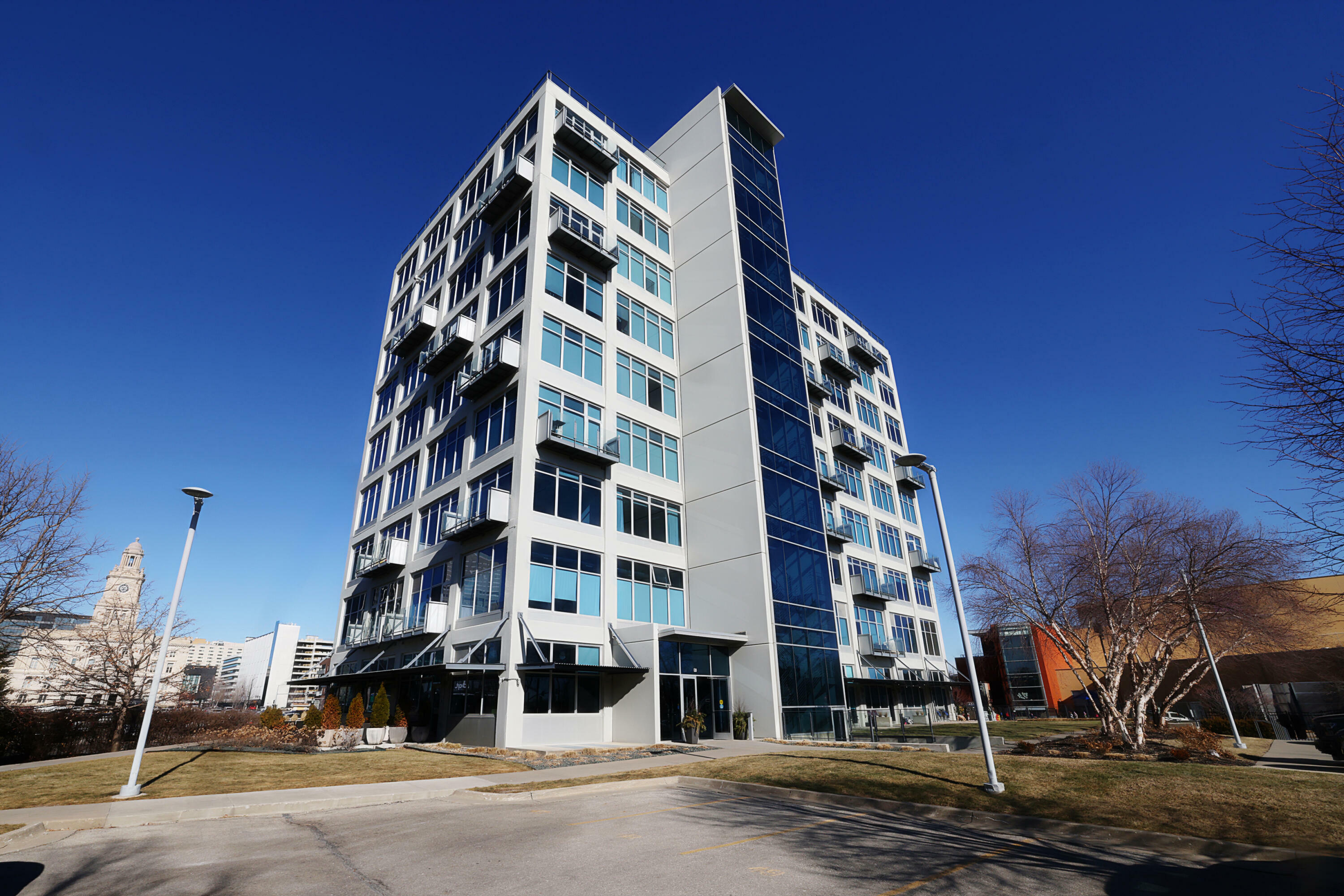 Property Photo:  120 SW 5th St. Street 604  IA 50309 