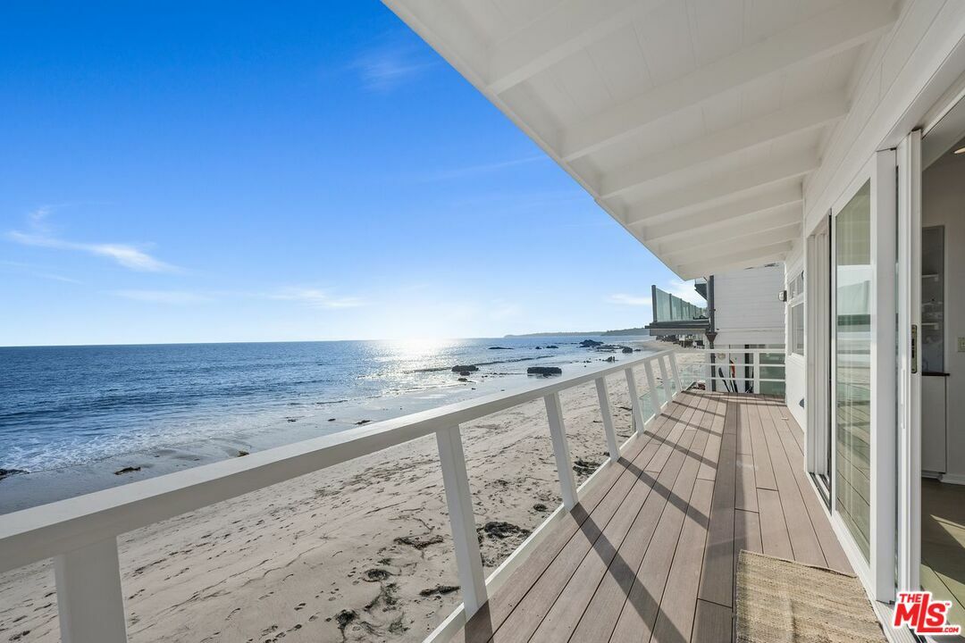 Property Photo:  24742 Malibu Rd  CA 90265 